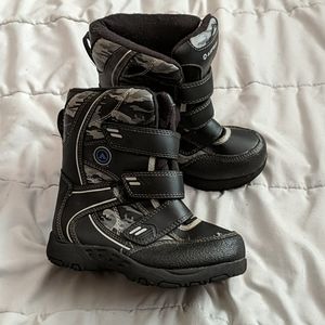 Kids snow boots